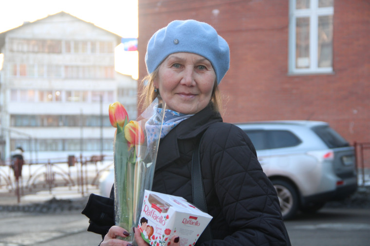 ПРАЗДНИЧНЫЙ ДЕНЬ, 8 МАРТА.